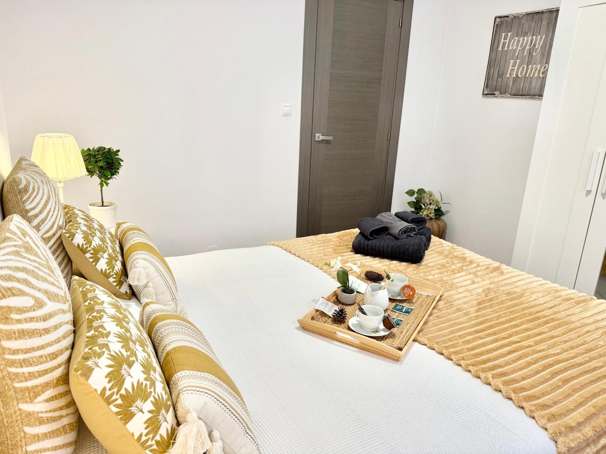 Castro Holidays - Centrico Piscina Urbanizacion Garaje Gratis Castro Urdiales Ngoại thất bức ảnh
