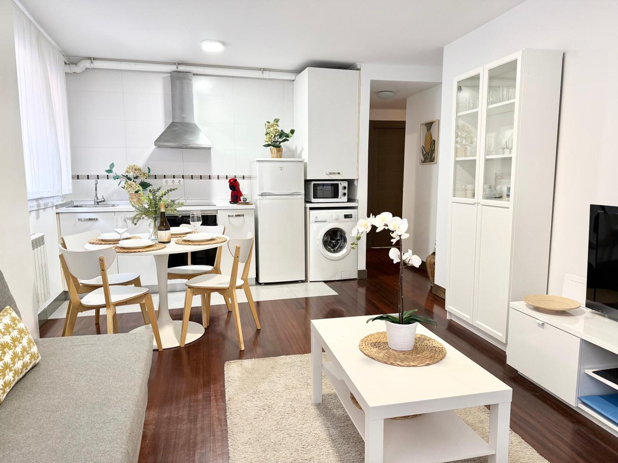 Castro Holidays - Centrico Piscina Urbanizacion Garaje Gratis Castro Urdiales Ngoại thất bức ảnh
