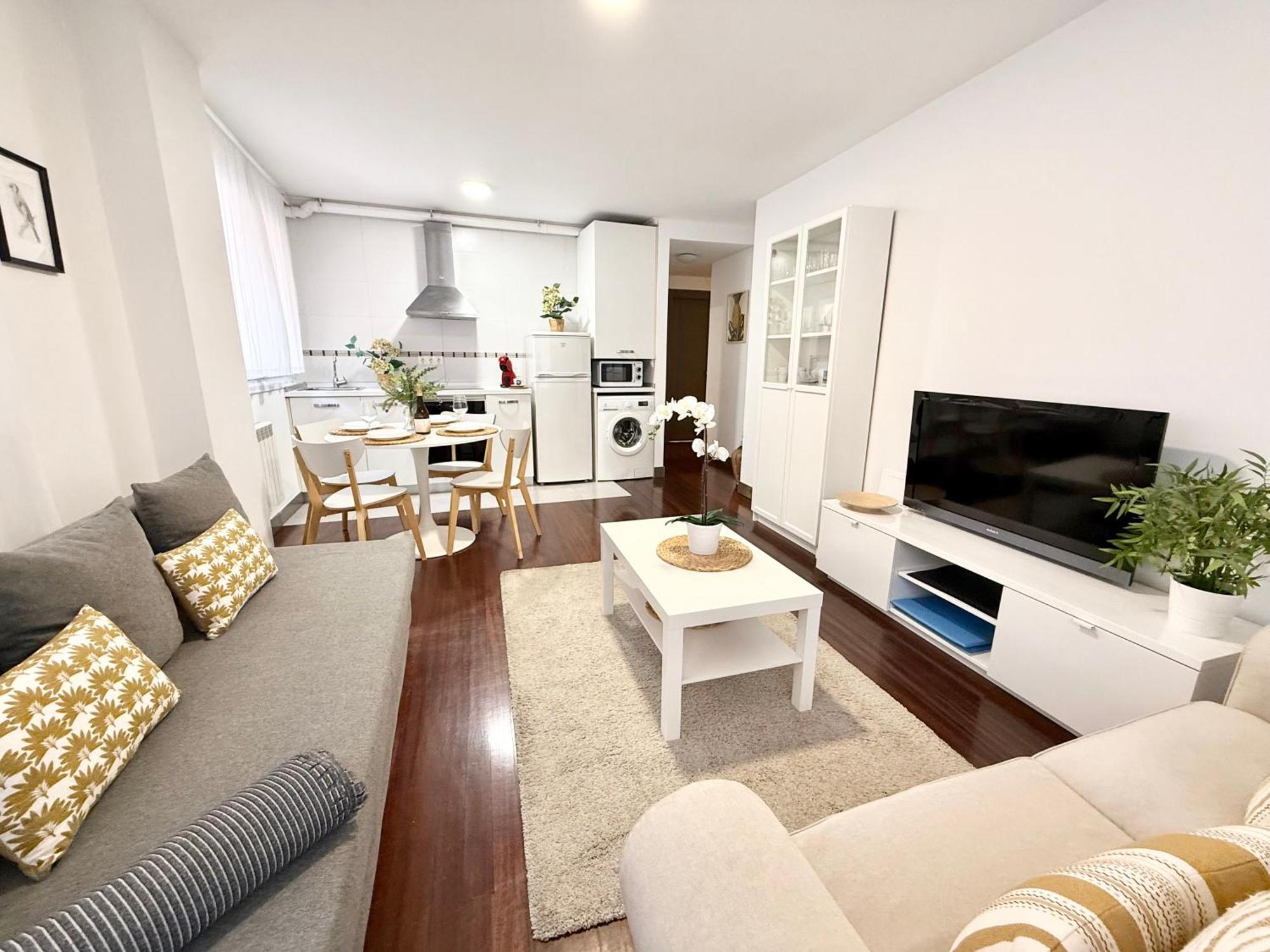 Castro Holidays - Centrico Piscina Urbanizacion Garaje Gratis Castro Urdiales Ngoại thất bức ảnh